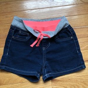 Girl’s stretch denim shorts